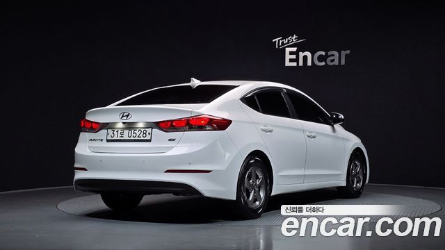 Hyundai AVANTE из Кореи Encar