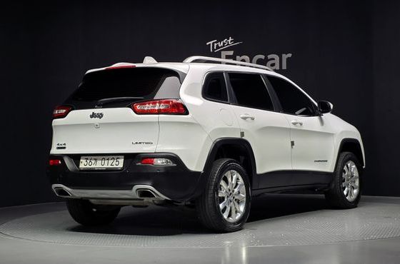 Jeep Cherokee 2.0 Diesel LIMITED 4WD — пробег 131 106 км — фото 2 из 5