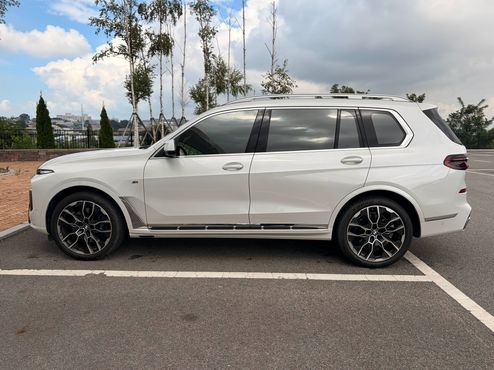 BMW X7 xDrive 40i M Sport 6STR — пробег 33 000 км — фото 3 из 5