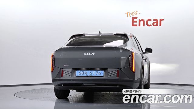 Kia EV4 из Кореи Encar