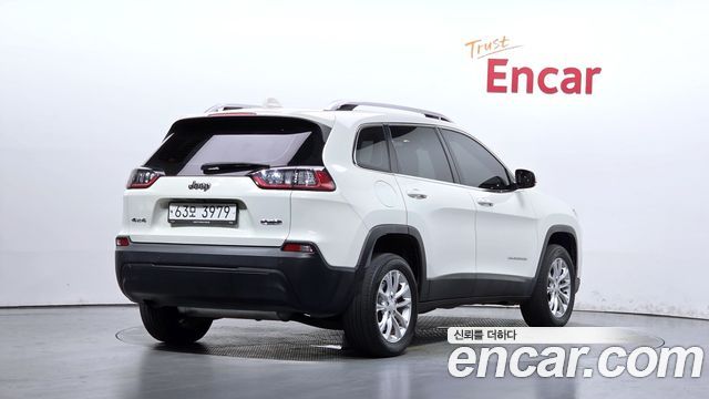 Jeep Cherokee 2.4 Longitude High AWD — пробег 75 058 км — фото 2 из 5