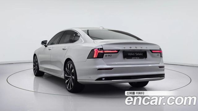 Volvo S90 B5 Ultra Bright Air sus — пробег 406 км — фото 2 из 5