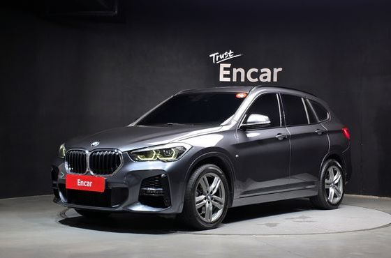 BMW X1 xDrive 20i M Sport — пробег 77 273 км — фото 1 из 5
