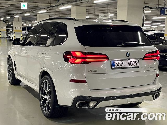 BMW X5 xDrive 40i M Sport — пробег 5 846 км — фото 4 из 5
