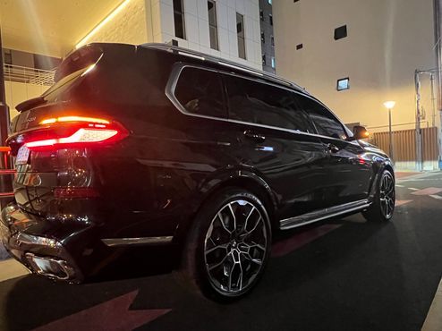 BMW X7 xDrive 40i M Sport 6STR — пробег 9 666 км — фото 5 из 5