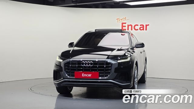 Audi Q8 45 TDI Quattro Premium — пробег 33 915 км — фото 3 из 5