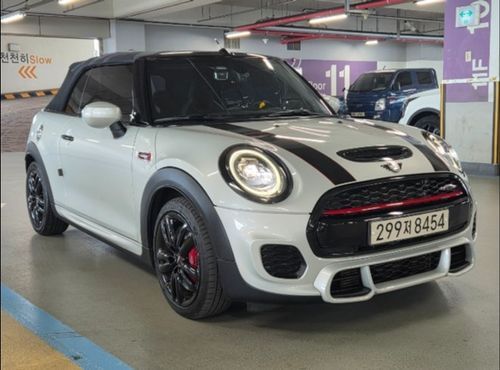 Mini Cooper Convertible JCW 3rd — пробег 56 731 км — фото 1 из 5