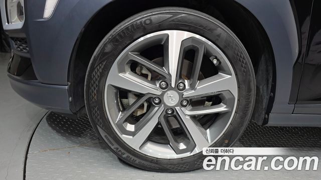 Hyundai Kona из Кореи Encar