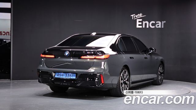 BMW i7 из Кореи Encar