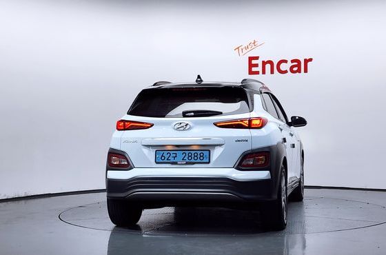 Hyundai Kona Premium — пробег 92 029 км — фото 4 из 5
