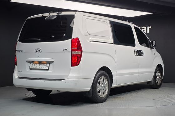 Hyundai Starex 5-Seater VAN CVX Deluxe — пробег 217 650 км — фото 2 из 5