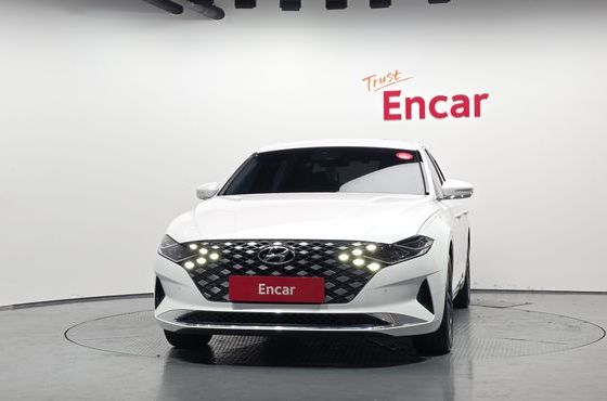 Hyundai Grandeur 2.5 Premium — пробег 46 805 км — фото 3 из 5