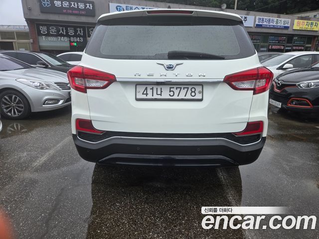 Ssangyong Rexton из Кореи Encar