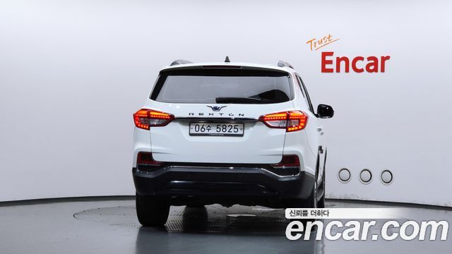 Ssangyong Rexton из Кореи Encar