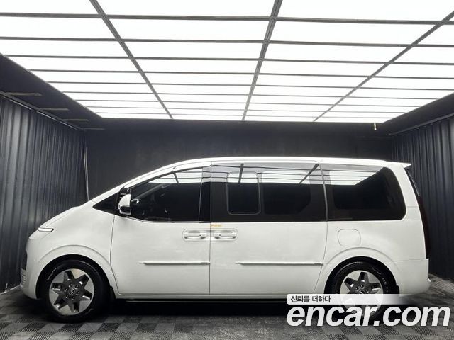 Hyundai Staria из Кореи Encar