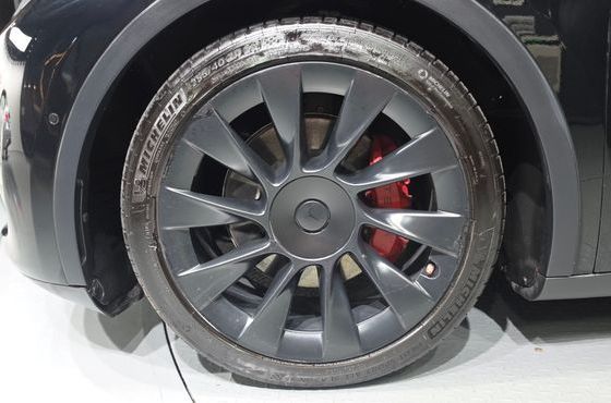 Tesla Model Y Long Range AWD — пробег 87 426 км — фото 5 из 5