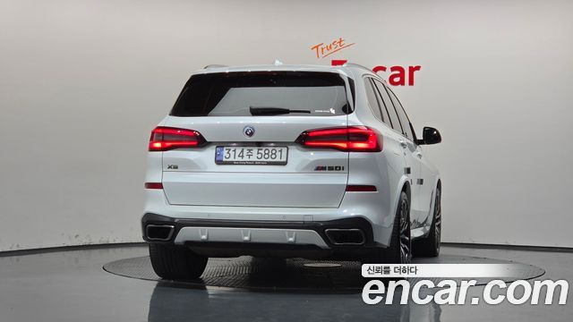 BMW X5 M50i — пробег 22 921 км — фото 4 из 5