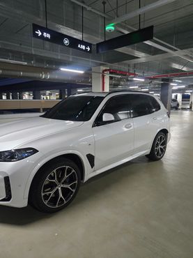 BMW X5 xDrive 40i M Sport — пробег 17 123 км — фото 2 из 5