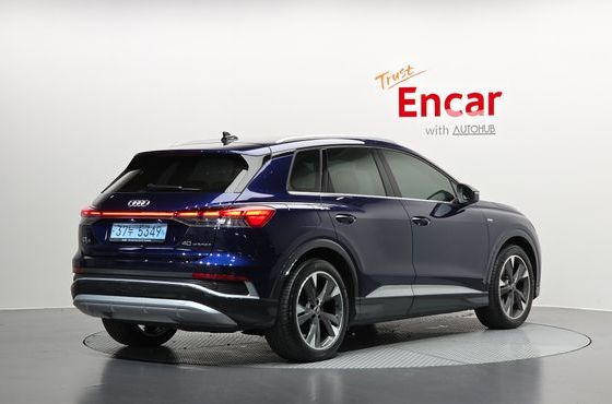 Audi Q4 e-tron 40 Premium — пробег 65 170 км — фото 2 из 5