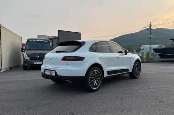Porsche Macan 2.0 95B — пробег 70 000 км — фото 4 из 5