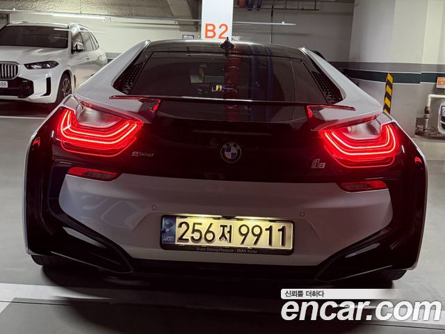 BMW i8 Coupe — пробег 65 225 км — фото 4 из 5