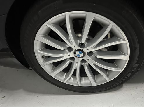 BMW 5-Series 528i xDrive Luxury Plus — пробег 70 500 км — фото 5 из 5