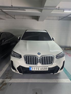 BMW X3 xDrive 30e M Sports Pro — пробег 33 700 км — фото 3 из 5