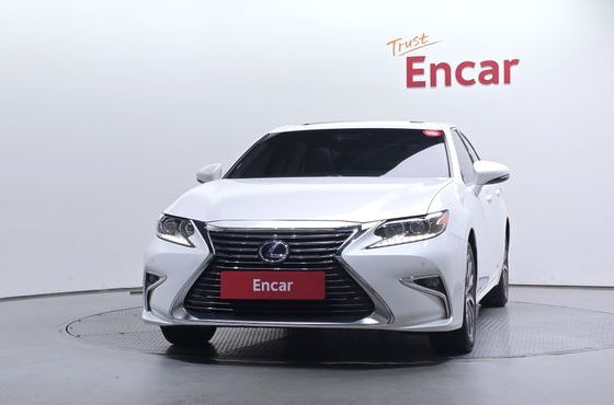 Lexus ES Supreme XV60 — пробег 96 109 км — фото 3 из 5