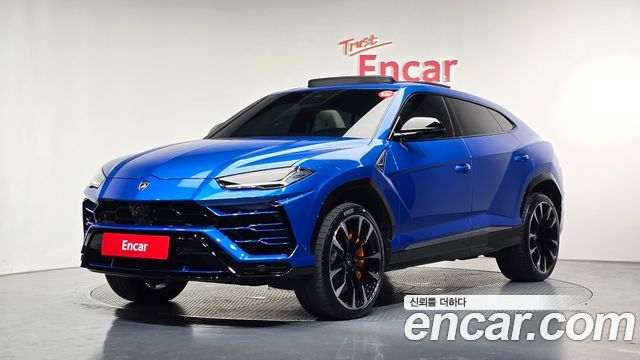 Lamborghini Urus 4.0 V8 — пробег 11 688 км — фото 1 из 5
