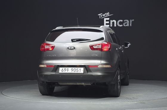 Kia Sportage Diesel 2WD Limited — пробег 116 730 км — фото 4 из 5