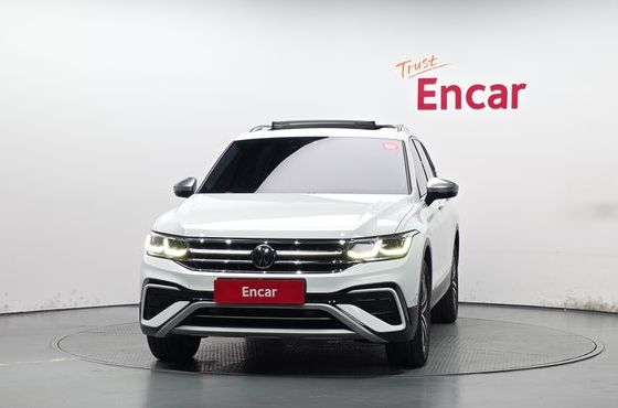 Volkswagen Tiguan 2.0 TSI Prestige — пробег 35 555 км — фото 3 из 5