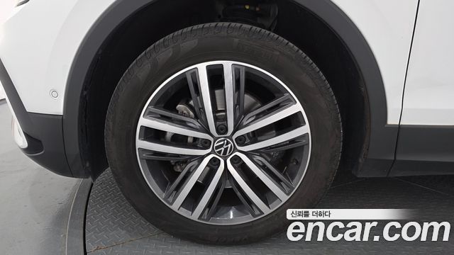 Volkswagen Tiguan из Кореи Encar