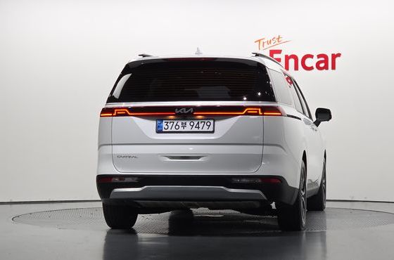 Kia Carnival Gasoline 9-Seater Prestige — пробег 31 486 км — фото 4 из 5