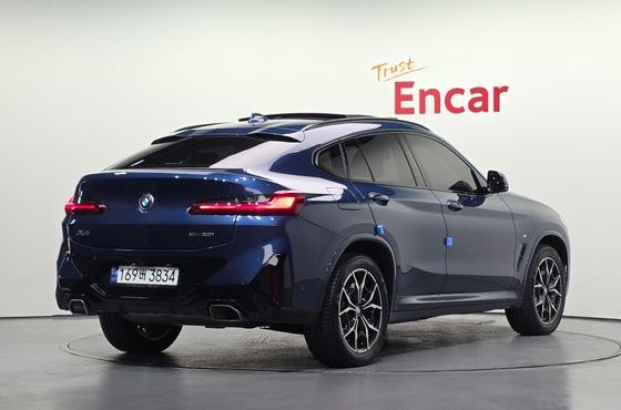 BMW X4 xDrive20i M Sport — пробег 84 642 км — фото 2 из 5