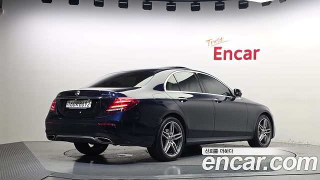 Mercedes-Benz E-Class из Кореи Encar