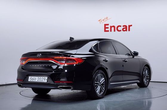 Hyundai Grandeur 2.4 Premium — пробег 71 023 км — фото 2 из 5