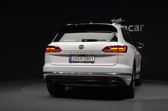 Volkswagen Touareg 3.0 TDI Prestige — пробег 137 531 км — фото 4 из 5
