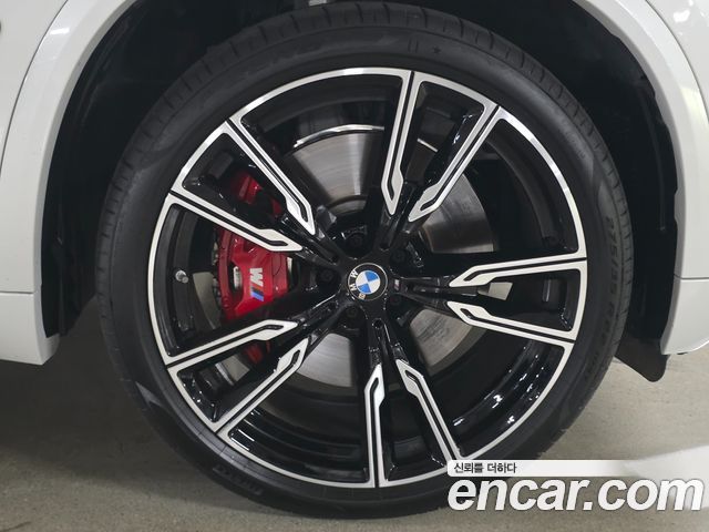 BMW X5 M60i — пробег 6 099 км — фото 5 из 5