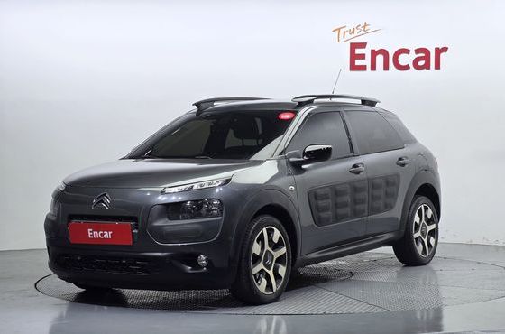 Citroen-DS C4 CACTUS 1.6 BlueHDi Shine — пробег 120 248 км — фото 1 из 5