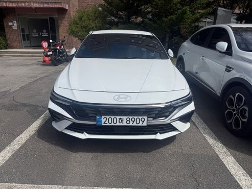 Hyundai AVANTE Inspiration — пробег 2 736 км — фото 1 из 5