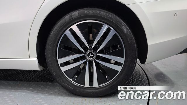 Mercedes-Benz A-Class из Кореи Encar