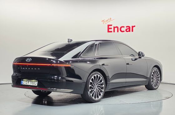 Hyundai Grandeur Calligraphy — пробег 46 358 км — фото 2 из 5