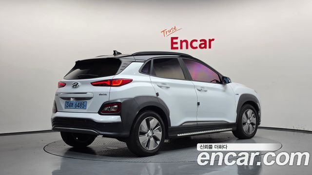 Hyundai Kona из Кореи Encar