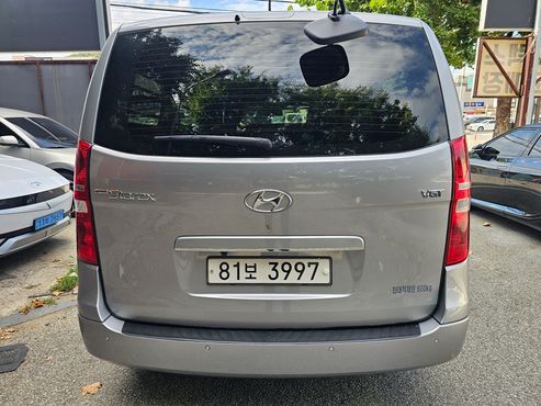 Hyundai Starex Van 3-Seater Smart — пробег 61 260 км — фото 4 из 5