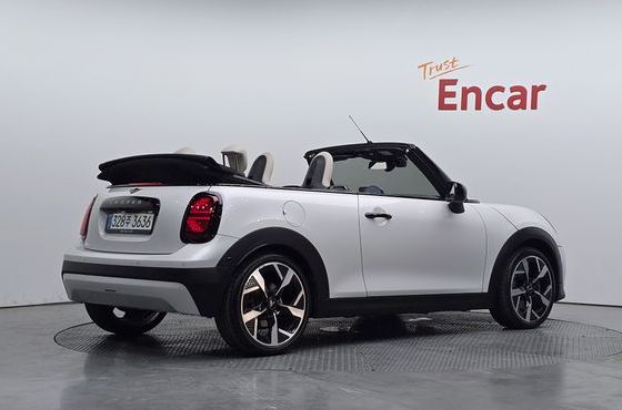 Mini Cooper Convertible Favoured — пробег 6 624 км — фото 2 из 5