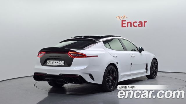 Kia Stinger из Кореи Encar
