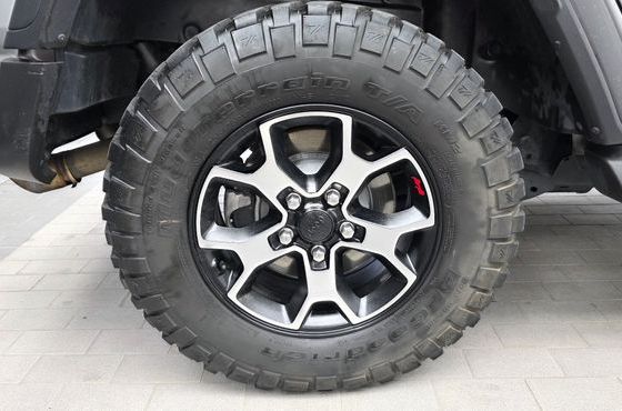 Jeep Wrangler 2.0 Rubicon Power Top 4Door — пробег 96 029 км — фото 5 из 5