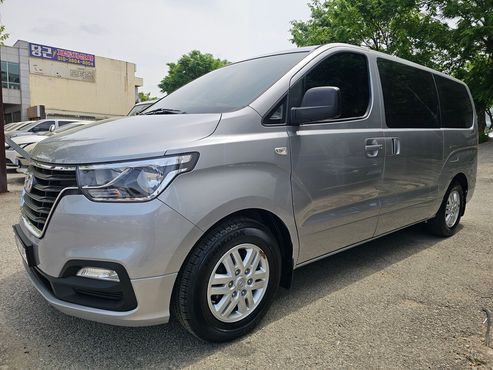 Hyundai Starex Van 3-Seater Smart — пробег 86 098 км — фото 2 из 5