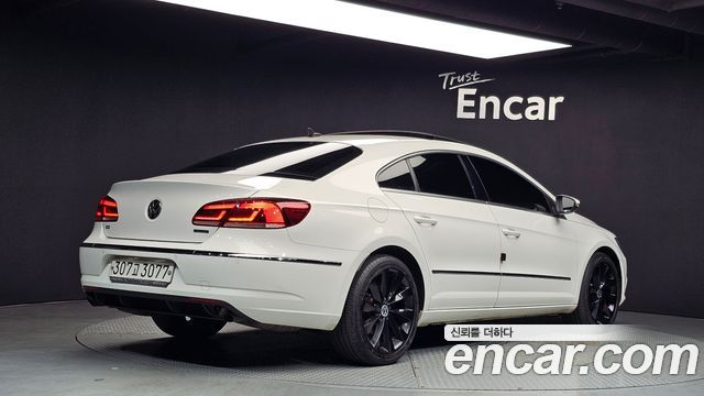 Volkswagen CC 2.0 TDI BlueMotion — пробег 212 101 км — фото 2 из 5