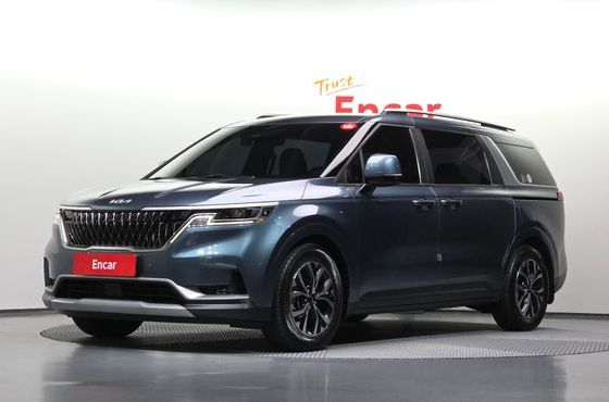 Kia Carnival Diesel 11-Seater Prestige — пробег 80 857 км — фото 1 из 5